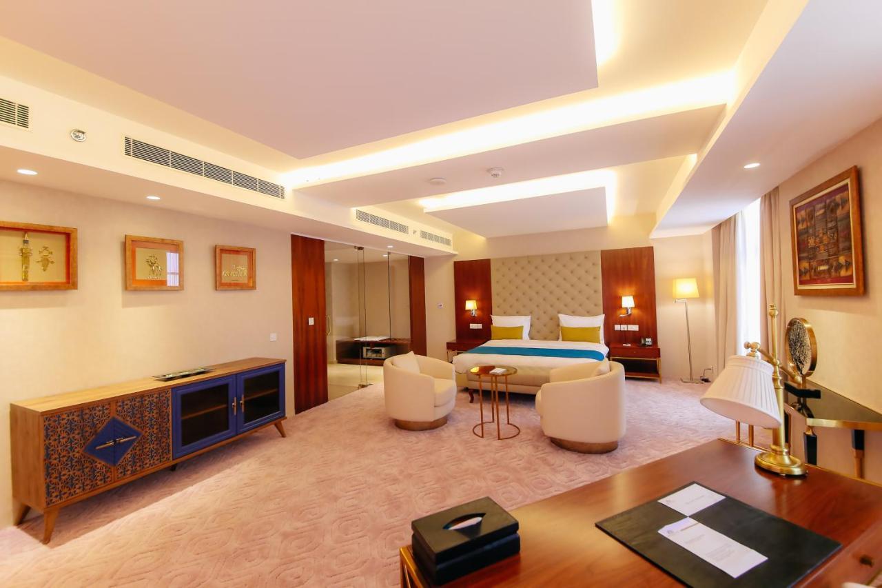 Bravia Hotel Niamey Bagian luar foto